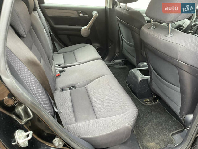 Хонда СРВ, объемом двигателя 2.2 л и пробегом 313 тыс. км за 5500 $, фото 13 на Automoto.ua