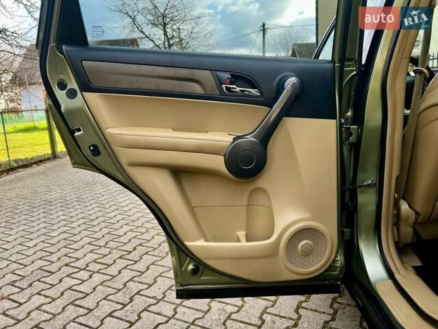 Хонда СРВ, объемом двигателя 2.2 л и пробегом 206 тыс. км за 12299 $, фото 18 на Automoto.ua