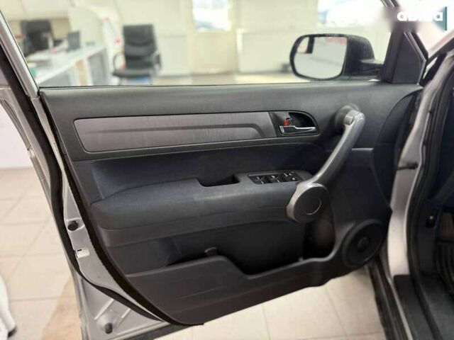 Хонда СРВ, об'ємом двигуна 0 л та пробігом 202 тис. км за 10600 $, фото 14 на Automoto.ua