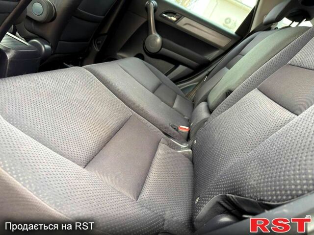 Хонда СРВ, об'ємом двигуна 2 л та пробігом 187 тис. км за 10950 $, фото 6 на Automoto.ua