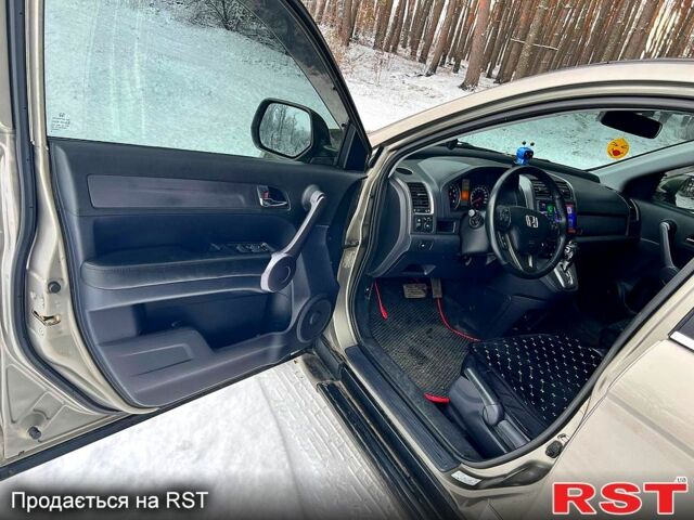 Хонда СРВ, об'ємом двигуна 2 л та пробігом 240 тис. км за 10000 $, фото 9 на Automoto.ua