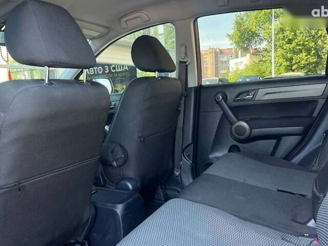 Хонда СРВ, объемом двигателя 2.2 л и пробегом 218 тыс. км за 12600 $, фото 24 на Automoto.ua
