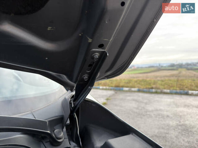 Хонда СРВ, объемом двигателя 2.2 л и пробегом 261 тыс. км за 18800 $, фото 62 на Automoto.ua