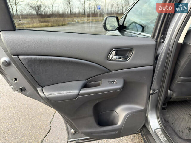 Хонда СРВ, объемом двигателя 2.2 л и пробегом 261 тыс. км за 18800 $, фото 42 на Automoto.ua