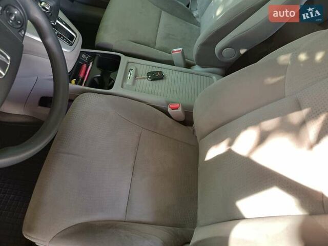 Хонда СРВ, объемом двигателя 2.35 л и пробегом 189 тыс. км за 12400 $, фото 17 на Automoto.ua