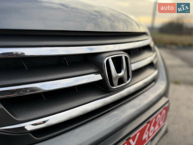 Хонда СРВ, объемом двигателя 2.2 л и пробегом 261 тыс. км за 18800 $, фото 16 на Automoto.ua