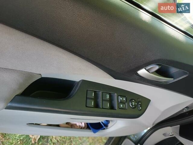 Хонда СРВ, объемом двигателя 2.35 л и пробегом 189 тыс. км за 12400 $, фото 24 на Automoto.ua