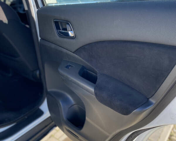 Хонда СРВ, объемом двигателя 2.2 л и пробегом 269 тыс. км за 14600 $, фото 33 на Automoto.ua