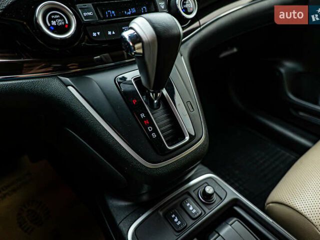 Хонда СРВ, объемом двигателя 2.4 л и пробегом 120 тыс. км за 18870 $, фото 18 на Automoto.ua