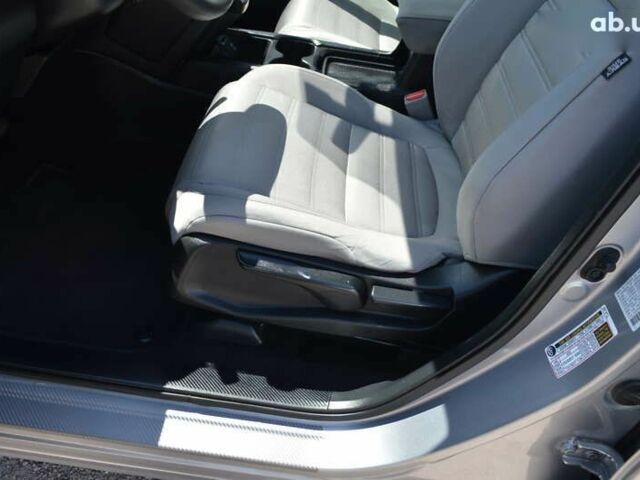 Хонда СРВ, объемом двигателя 2.4 л и пробегом 148 тыс. км за 19999 $, фото 6 на Automoto.ua