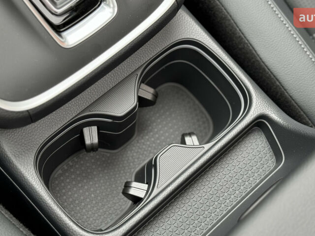 Хонда СРВ, об'ємом двигуна 1.99 л та пробігом 0 тис. км за 49906 $, фото 41 на Automoto.ua