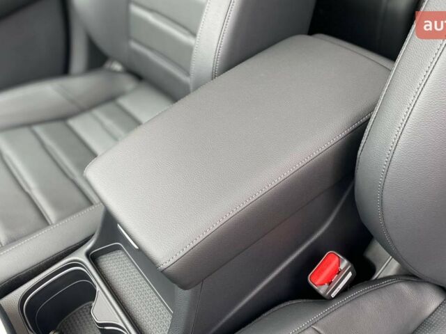 Хонда СРВ, объемом двигателя 1.99 л и пробегом 0 тыс. км за 62360 $, фото 50 на Automoto.ua