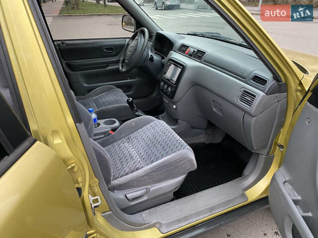 Жовтий Хонда СРВ, об'ємом двигуна 1.97 л та пробігом 400 тис. км за 4900 $, фото 8 на Automoto.ua