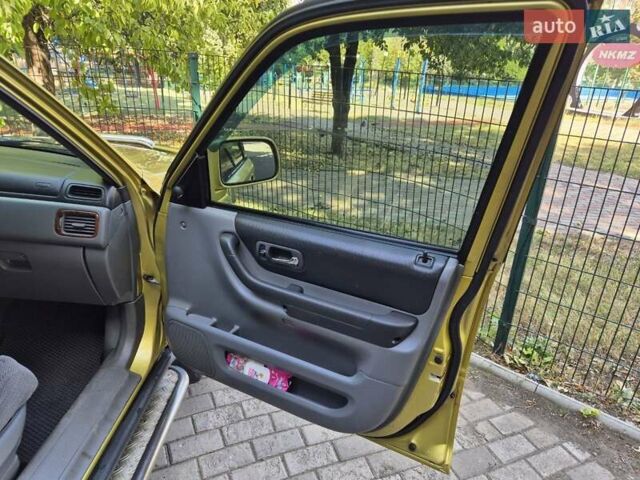 Хонда СРВ 1999 в Краматорске на Automoto.ua Желтый Хонда СРВ, объемом двигателя 2 л и пробегом 307 тыс. км за 5100 $, фото 9 на Automoto.ua