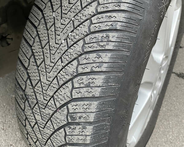 Жовтий Хонда СРВ, об'ємом двигуна 1.97 л та пробігом 400 тис. км за 4900 $, фото 11 на Automoto.ua