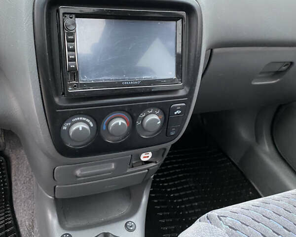 Жовтий Хонда СРВ, об'ємом двигуна 1.97 л та пробігом 400 тис. км за 4900 $, фото 14 на Automoto.ua