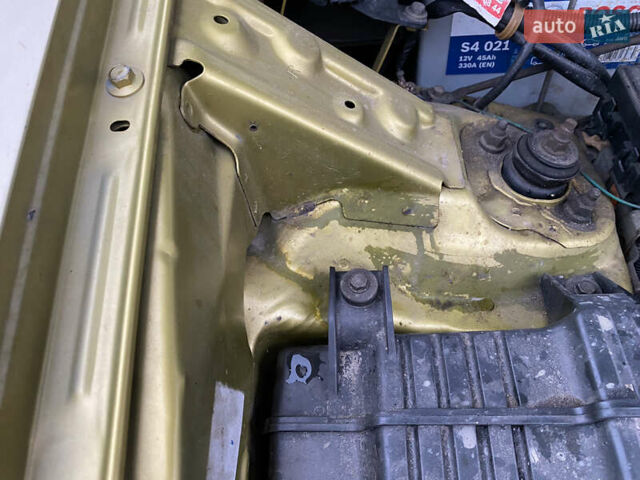 Жовтий Хонда СРВ, об'ємом двигуна 1.97 л та пробігом 400 тис. км за 4900 $, фото 24 на Automoto.ua