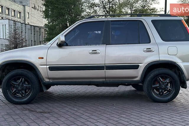 Желтый Хонда СРВ, объемом двигателя 2 л и пробегом 363 тыс. км за 4999 $, фото 15 на Automoto.ua