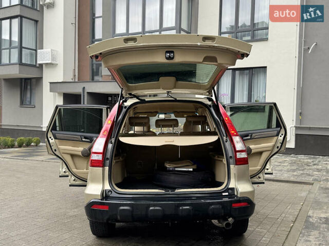 Желтый Хонда СРВ, объемом двигателя 2.4 л и пробегом 297 тыс. км за 8990 $, фото 33 на Automoto.ua