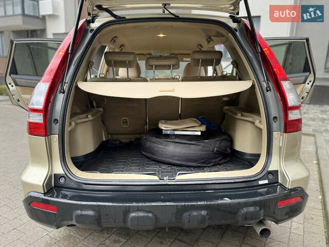 Желтый Хонда СРВ, объемом двигателя 2.4 л и пробегом 297 тыс. км за 8990 $, фото 20 на Automoto.ua