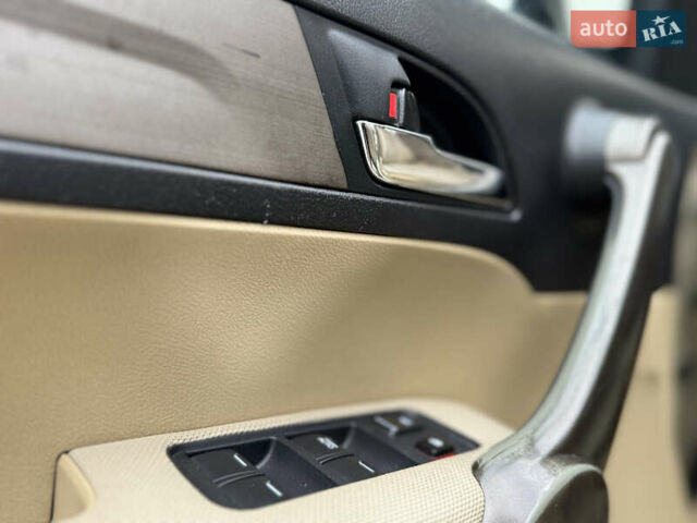 Желтый Хонда СРВ, объемом двигателя 2.4 л и пробегом 297 тыс. км за 8990 $, фото 16 на Automoto.ua