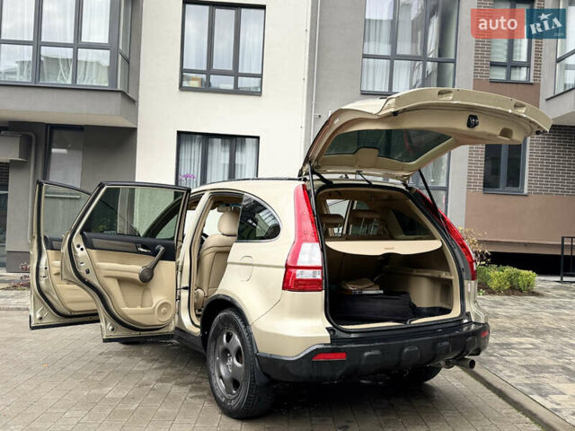 Желтый Хонда СРВ, объемом двигателя 2.4 л и пробегом 297 тыс. км за 8990 $, фото 32 на Automoto.ua