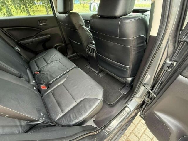 Хонда СРВ 2013 в Киеве на Automoto.ua Серый Хонда СРВ, объемом двигателя 2.2 л и пробегом 178 тыс. км за 7900 $, фото 16 на Automoto.ua