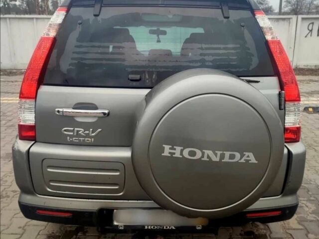 Серый Хонда СРВ, объемом двигателя 2.2 л и пробегом 350 тыс. км за 4600 $, фото 3 на Automoto.ua