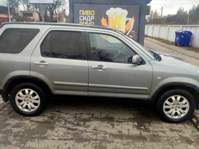 Серый Хонда СРВ, объемом двигателя 2.2 л и пробегом 350 тыс. км за 4600 $, фото 6 на Automoto.ua