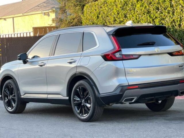 Сірий Хонда СРВ, об'ємом двигуна 2 л та пробігом 10 тис. км за 7700 $, фото 4 на Automoto.ua