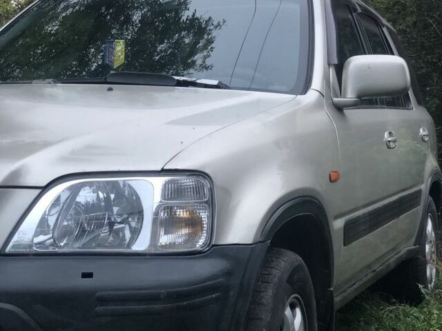 Серый Хонда СРВ, объемом двигателя 2 л и пробегом 400 тыс. км за 3400 $, фото 2 на Automoto.ua