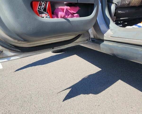 Сірий Хонда СРВ, об'ємом двигуна 2 л та пробігом 350 тис. км за 4998 $, фото 12 на Automoto.ua