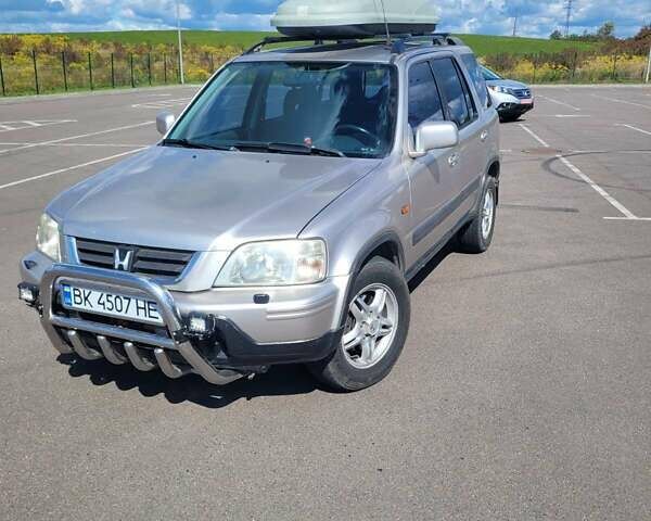 Сірий Хонда СРВ, об'ємом двигуна 2 л та пробігом 350 тис. км за 4998 $, фото 1 на Automoto.ua