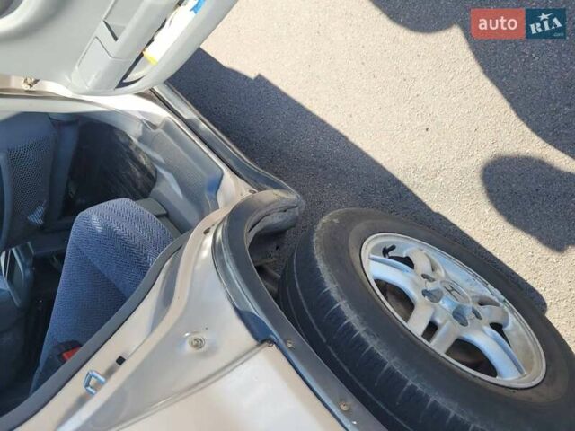 Сірий Хонда СРВ, об'ємом двигуна 2 л та пробігом 350 тис. км за 4998 $, фото 9 на Automoto.ua