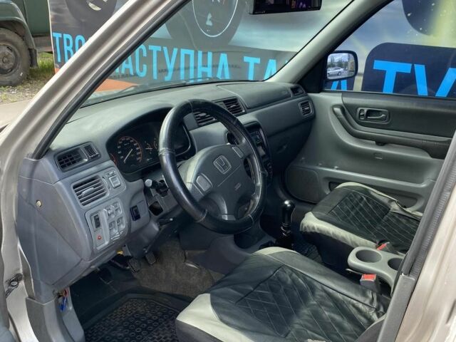 Сірий Хонда СРВ, об'ємом двигуна 2 л та пробігом 207 тис. км за 3200 $, фото 5 на Automoto.ua