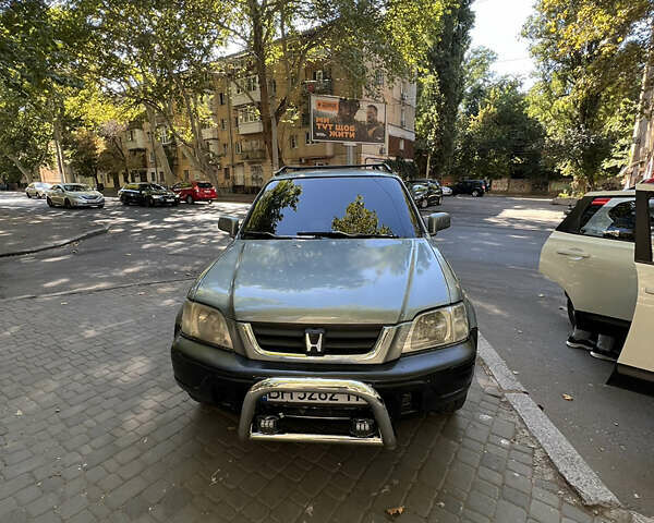 Серый Хонда СРВ, объемом двигателя 2 л и пробегом 150 тыс. км за 3799 $, фото 5 на Automoto.ua