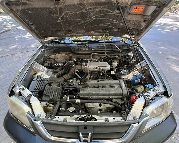 Серый Хонда СРВ, объемом двигателя 2 л и пробегом 150 тыс. км за 3799 $, фото 13 на Automoto.ua