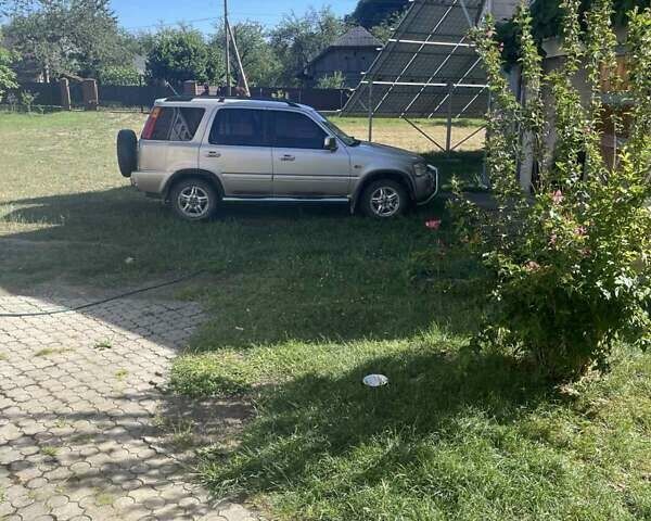 Сірий Хонда СРВ, об'ємом двигуна 2 л та пробігом 260 тис. км за 5300 $, фото 3 на Automoto.ua