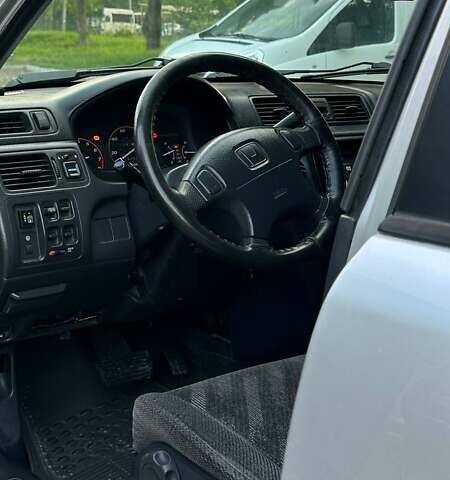 Хонда СРВ 2000 в Львове на Automoto.ua Серый Хонда СРВ, объемом двигателя 2 л и пробегом 154 тыс. км за 5600 $, фото 8 на Automoto.ua