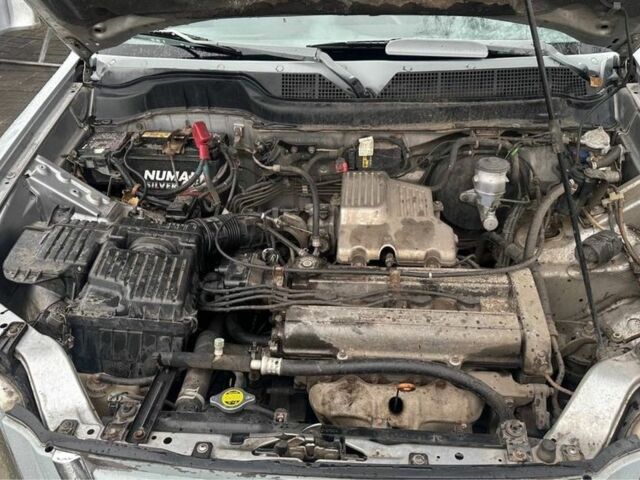 Серый Хонда СРВ, объемом двигателя 2 л и пробегом 317 тыс. км за 2050 $, фото 9 на Automoto.ua