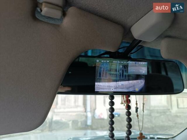 Сірий Хонда СРВ, об'ємом двигуна 1.97 л та пробігом 150 тис. км за 5500 $, фото 3 на Automoto.ua