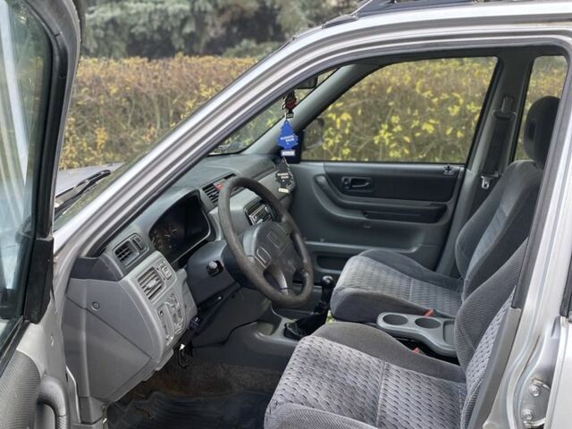 Серый Хонда СРВ, объемом двигателя 2 л и пробегом 3 тыс. км за 2700 $, фото 8 на Automoto.ua