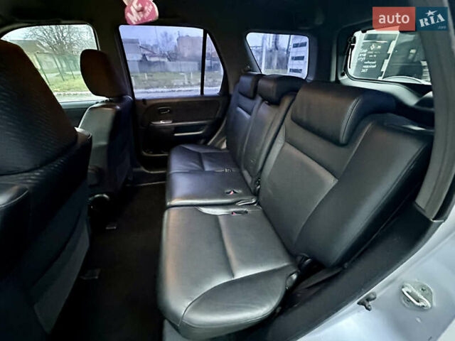 Сірий Хонда СРВ, об'ємом двигуна 2 л та пробігом 378 тис. км за 5550 $, фото 8 на Automoto.ua