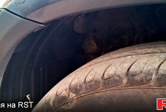 Сірий Хонда СРВ, об'ємом двигуна 2 л та пробігом 400 тис. км за 3500 $, фото 3 на Automoto.ua