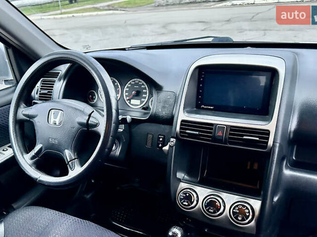 Сірий Хонда СРВ, об'ємом двигуна 2 л та пробігом 378 тис. км за 5550 $, фото 6 на Automoto.ua