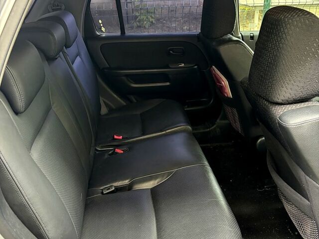 Серый Хонда СРВ, объемом двигателя 2 л и пробегом 0 тыс. км за 5900 $, фото 4 на Automoto.ua