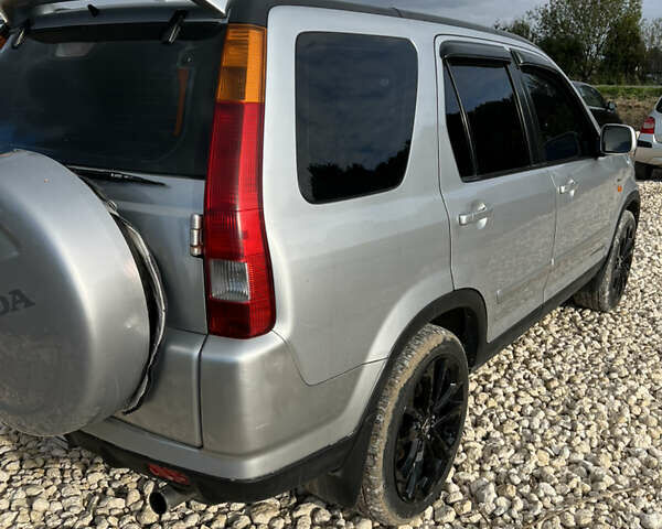 Сірий Хонда СРВ, об'ємом двигуна 2 л та пробігом 397 тис. км за 5600 $, фото 2 на Automoto.ua