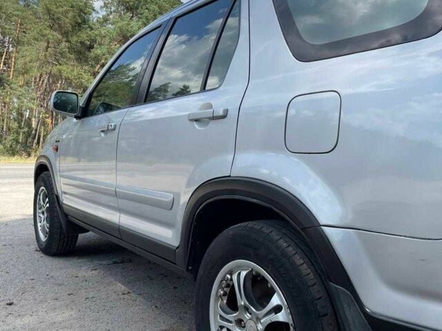 Серый Хонда СРВ, объемом двигателя 2 л и пробегом 320 тыс. км за 6499 $, фото 1 на Automoto.ua