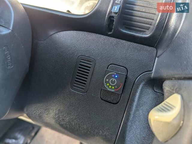 Сірий Хонда СРВ, об'ємом двигуна 2 л та пробігом 281 тис. км за 5900 $, фото 14 на Automoto.ua