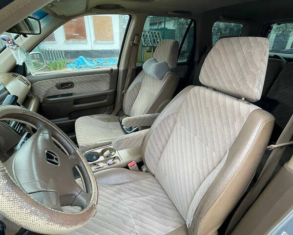 Серый Хонда СРВ, объемом двигателя 2 л и пробегом 481 тыс. км за 5900 $, фото 10 на Automoto.ua